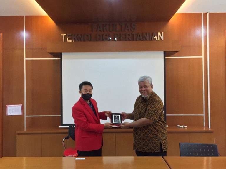 WhatsApp-Image-2022-07-26-at-11.19.20-768x576