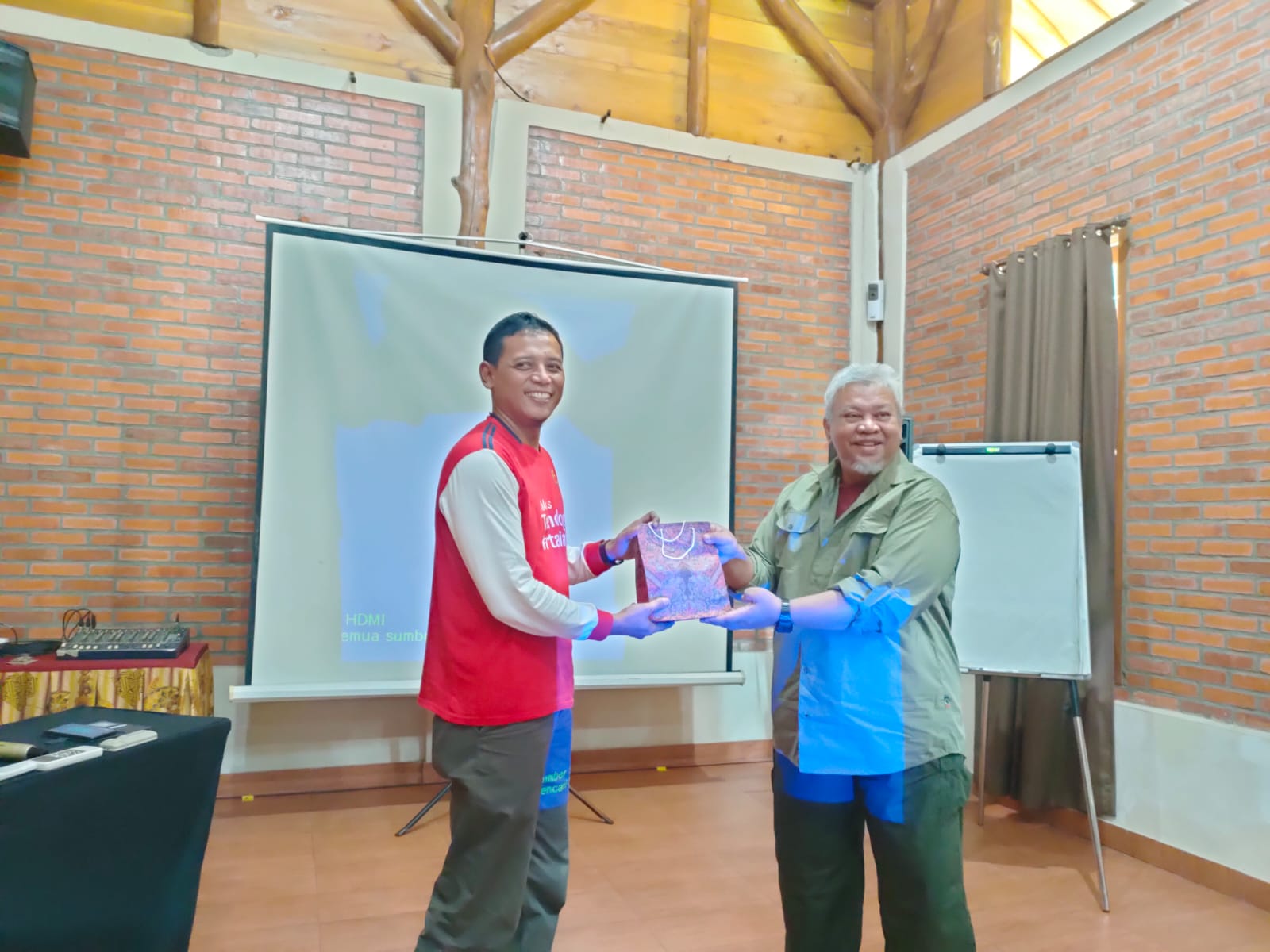 WhatsApp-Image-2024-03-02-at-09.59.06